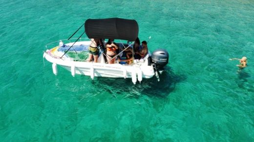 Zadar Motorboat AM Yacht Prince 490 Open alt tag text