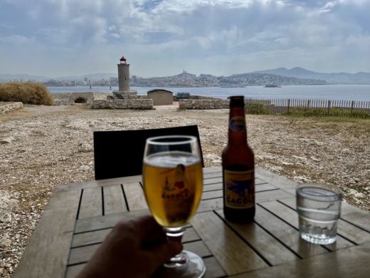 Marseille Motorboat Quicksilver Activ 755 Sundeck alt tag text