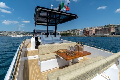 Rental Motor yacht Salpa Avantgarde 35 Capri