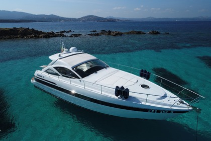 Hire Motorboat Pershing 48 Golfo di Marinella