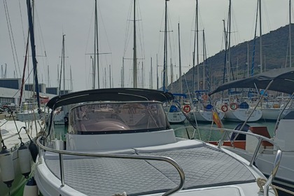 Rental Motorboat Saver 750 Wa Castelldefels