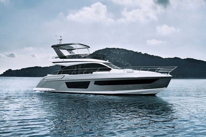 Hire Motorboat  Azimut 53 Fly Podstrana