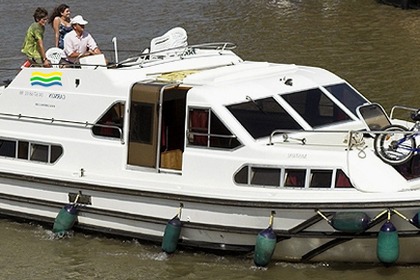 Aluguel Casa Flutuante Classic Haines Rive 40 Carnon