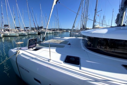Чартер Катамаран Lagoon-Bénéteau Lagoon 42 - 4 + 1 cab. Каштел-Гомилиця
