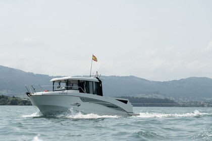 Rental Motorboat Beneteau Barracuda 8 Santander