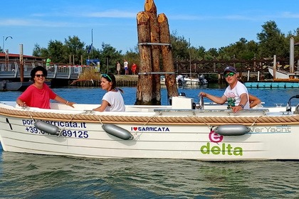 Hire Boat without licence  Silver Yacht 495 Porto Tolle