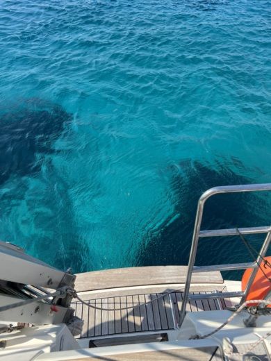 Heraklion Sailboat HALF DAY PRIVATE ALL INCLUSIVE TRIP TO DIA ISLAND Elan Impression 434 alt tag text