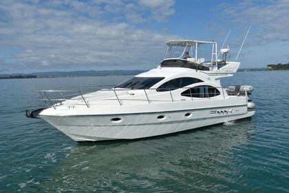 Charter Motorboat Azimut Azimut 42 fly Loano