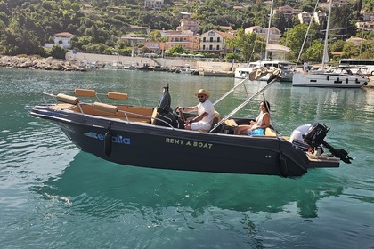 Rental Motorboat Karel F19 Kefalonia