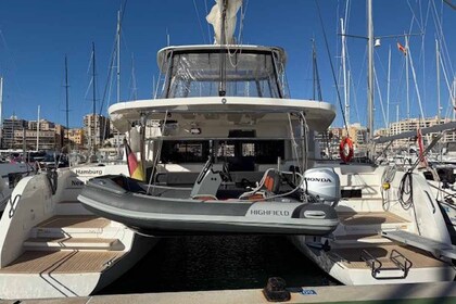 Charter Catamaran Lagoon-Bénéteau Lagoon 46 - 4 + 1 cab. Palma de Mallorca