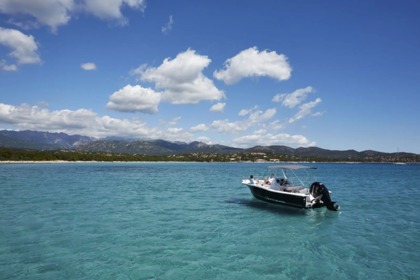 Miete Motorboot TIBURON 230 Sundeck Petrčane