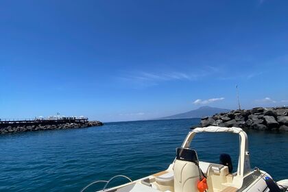 Hire Motorboat Revenger REVENGER 19.50 Torre Annunziata