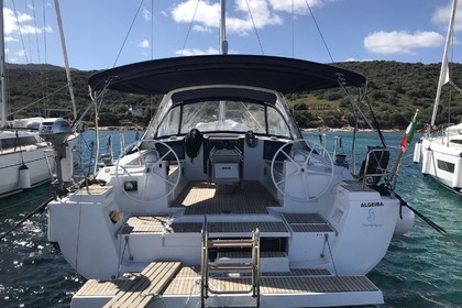 Alquiler Velero BENETEAU OCEANIS 45 Salerno