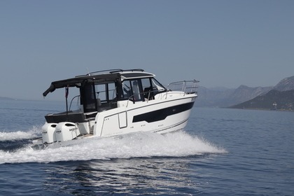 Charter Motorboat Jeanneau Merry Fisher 895 Blace