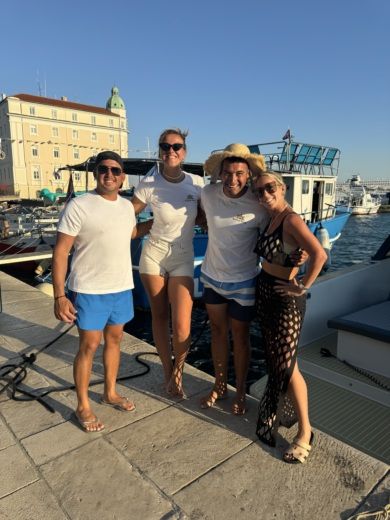 Χβαρ Motorboat Colnago 35 alt tag text