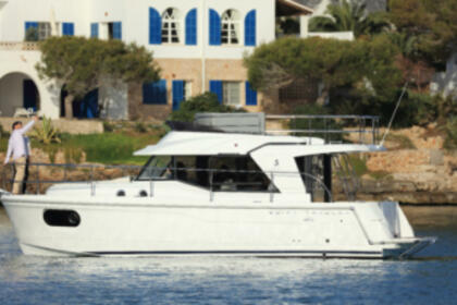 Чартер Моторная яхта Beneteau Swift Trawler 30 Пула