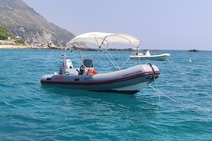 Noleggio Gommone Sacs Marine 490 Santa Maria