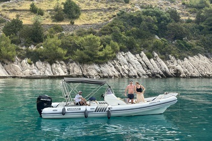 Чартер RIB (надувная моторная лодка) Lomac Nautica 760 In Макарска