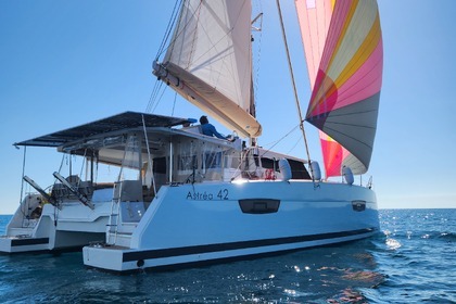 Charter Catamaran FOUTAINE PAJOT ASTREA 42 Sète