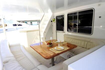 Charter Motorboat Power play 57 La Romana