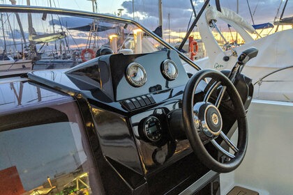 Чартер Моторная яхта NUVA YACHTS M6 CABIN Аликанте