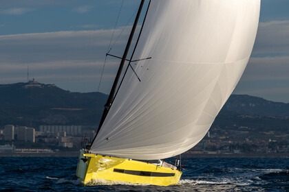 Charter Sailboat  RM 1080 La Rochelle