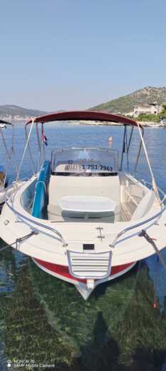 Motorboat Atlantic Marine 670 open Boot Grundriss