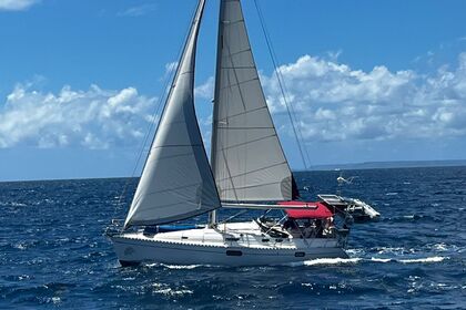 Чартер Парусная яхта Beneteau Oceanis 351 Ле Гозье