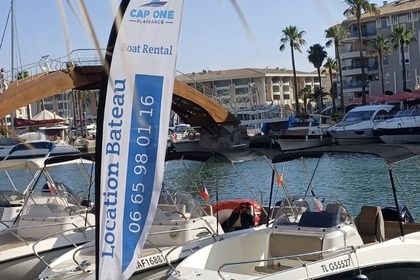 Hire Motorboat Cap-camara 8.5 wa Croisière Fréjus