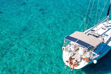 Verhuur Zeilboot Daily Sailing Cruise to Dia Island with our Jeanneau Sun Odyssey 44i Iraklion