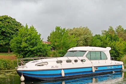 Charter Motorboat Nicols Sedan 1310 Seurre