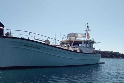 Charter Motorboat Menorquin Yachts MY15O FLY Mahón