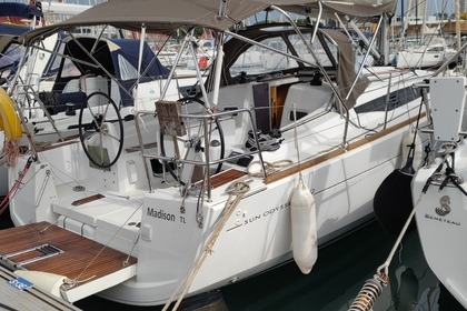 Verhuur Zeilboot Jeanneau SUN ODYSSEY 349 Toulon