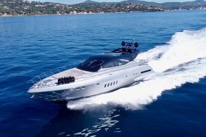 Noleggio Yacht a motore Mangusta 72 Saint-Tropez