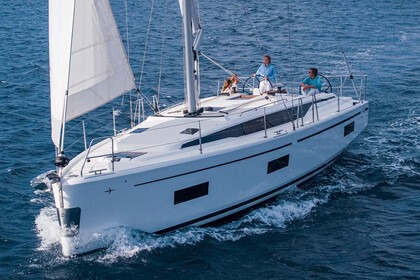 Hyra båt Segelbåt  Bavaria C42 /3cab Paros