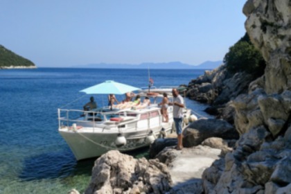 Rental Motorboat Betina Pasara Žuljana