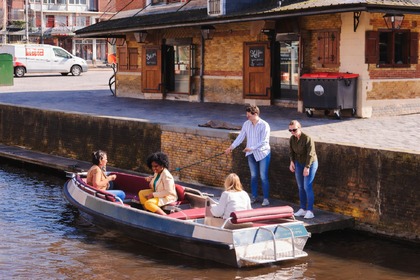 Rental Motorboat Greensilver 500 E Leeuwarden