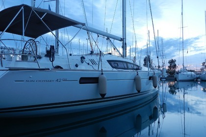 Hire Sailboat JEANNEAU SO 42 DS Lefkada