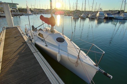 Hire Sailboat PCG 747 One Design Montpellier