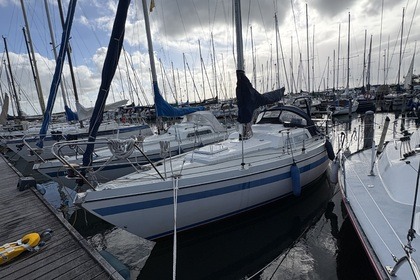 Hire Sailboat Victoire 8,22 Herkingen