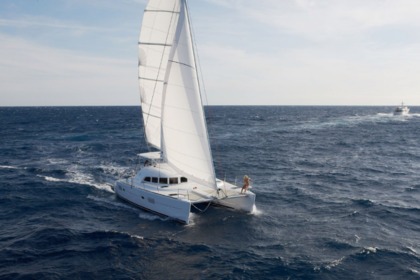 Charter Catamaran  LAGOON 380 (4 CAB / 2 SDB) Pointe-a-Pitre