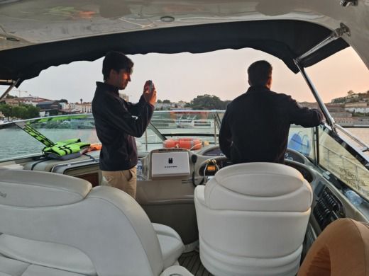 Oporto Motorboat SEA RAY 460sundancer alt tag text