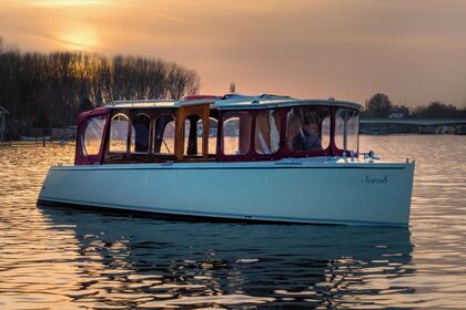 Verhuur Motorboot Classic Boat Sara Amsterdam