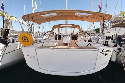 Чартер Парусная яхта DUFOUR DUFOUR 460 GRAND LARGE Трогир