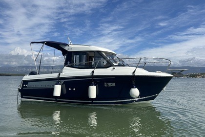 Rental Motorboat Jeanneau Merry Fisher 605 Šilo