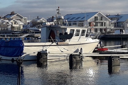 Hyra båt Motorbåt Bluewater 32 Marstrand