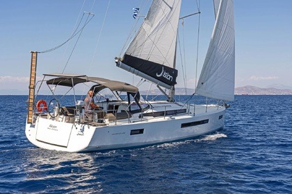 Rental Sailboat Jeanneau Sun Odyssey 490 Agios Nikolaos