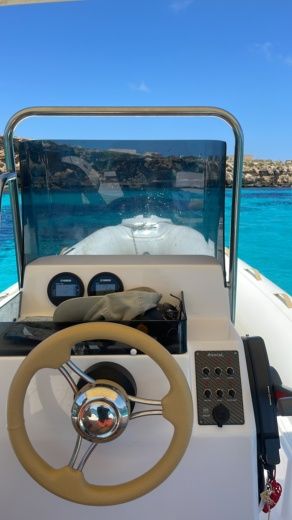 Favignana Without license Asoral al100 Al100 5,80m alt tag text