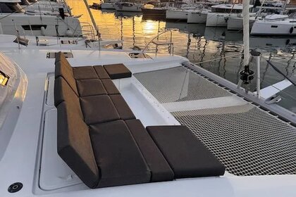 Location Catamaran Fountaine Pajot Fountaine Pajot Astrea 42 Maestro Toulon