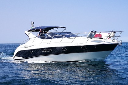 Hire Motorboat CRANCHI ATLANTIS 42 Portimão